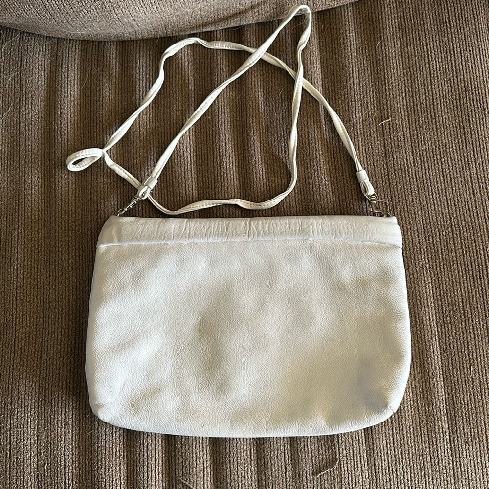 Jennifer Moore crossbody Vintage white cream ivory leather purse bag